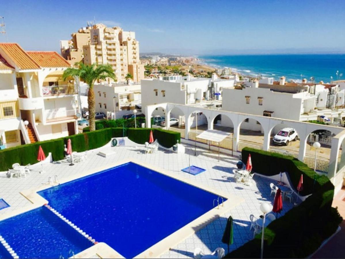 Apartment With Pool, Sea Views & Balcony Less Than 10Min Walk To La Mata Beach! Torrevieja Exterior photo
